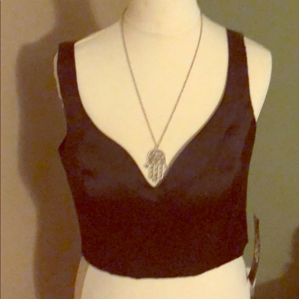 NWT  black crop to with cups & gold zipper